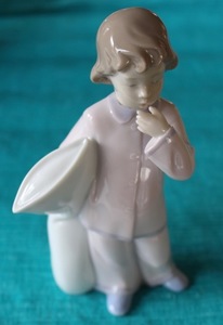Lladro boy1 s300