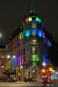 1. one aldwych multicoloured lighting s300